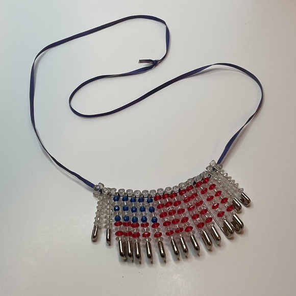 Vintage Silver Safety Pin Plastic Beaded Flag Necklace Adjustable Length - Picture 3 of 7